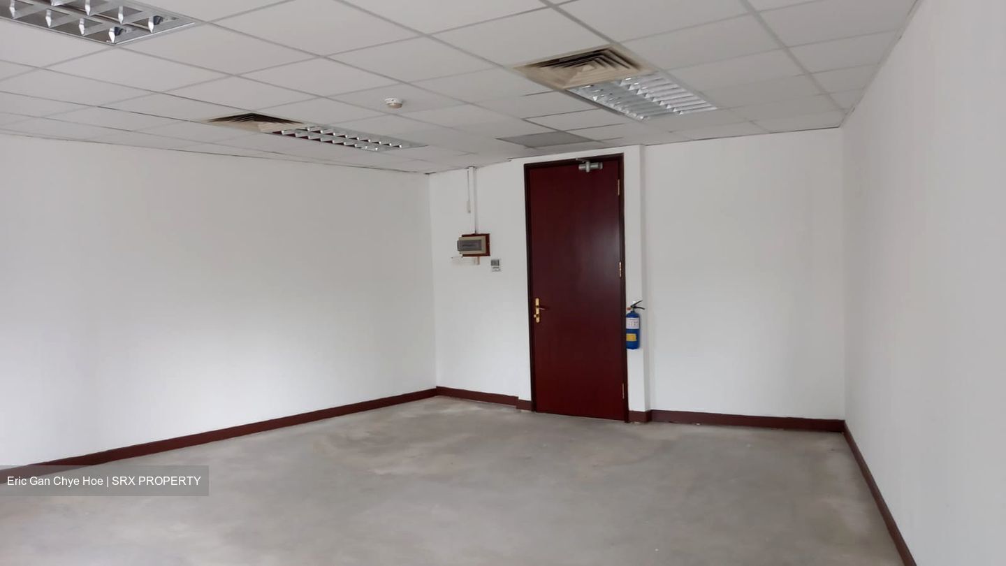 Goldhill Plaza (D11), Office #525417501